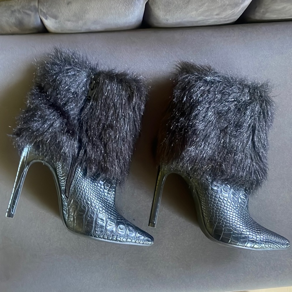 Ankle boots